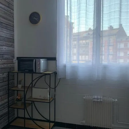 Appartement 1 Spacieux Et Joli